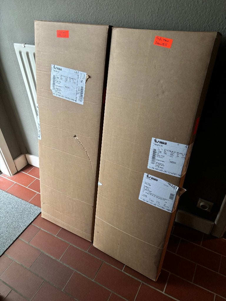 radiator VASCO RITMO, Doe-het-zelf en Bouw, Verwarming en Radiatoren, Ophalen, 30 tot 80 cm, Hoog rendement (Hr), Radiator