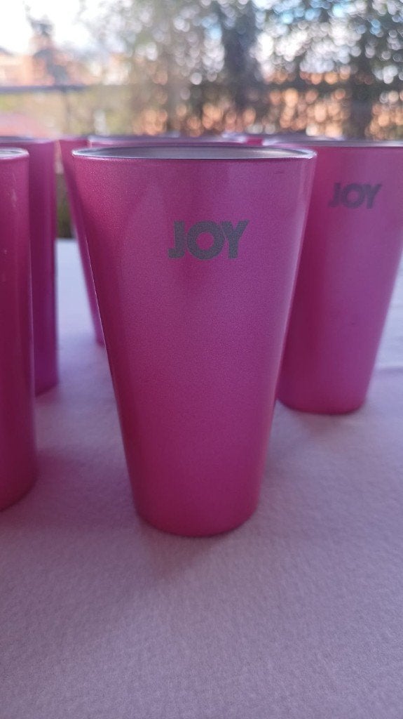 16 glazen van hoge kwaliteit (8 roze/8 blauwe), Ophalen, Nieuw, Bierglas