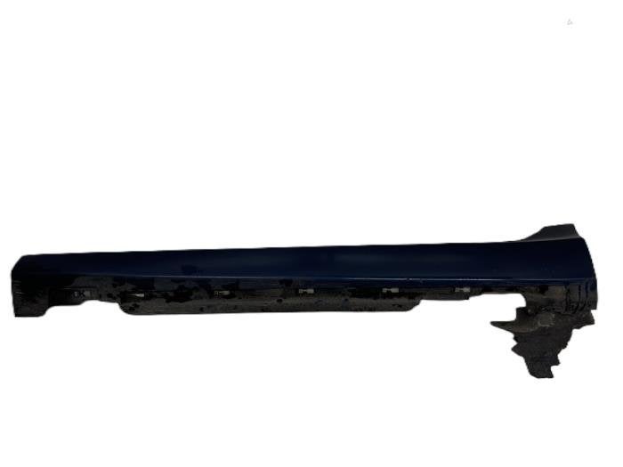 Jupe gauche d'un Volvo V40 (49800), -, 3 mois de garantie, -, -