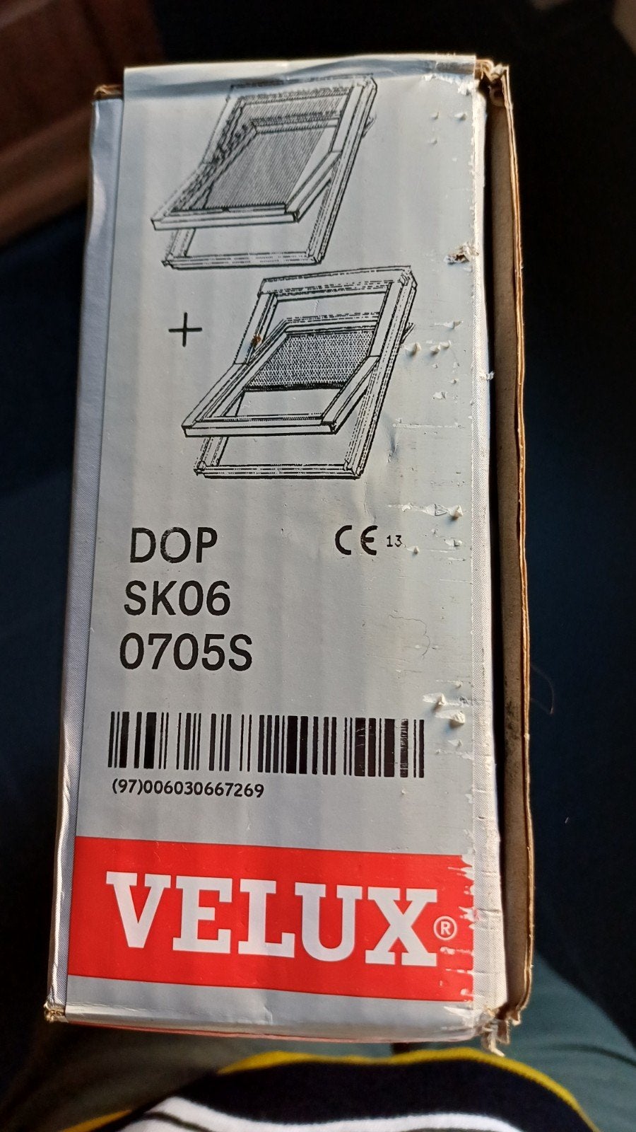 Velux SK06 met gordijn en zonwering, 114 x 118 cm, Enlèvement