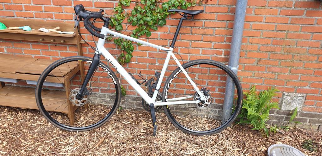 Triban RC120 XL met upgrades, Fietsen en Brommers, 28 inch, Gebruikt, 57 tot 61 cm, Schijfrem
