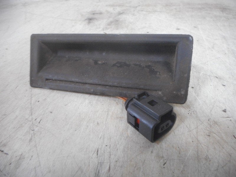 COMMUTATEUR OUVERTURE DE COFFRE Bora (1J2) (1j0827566c), Volkswagen, Volkswagen AG, Utilisé, Kundenbetreuung@volkswagen.de