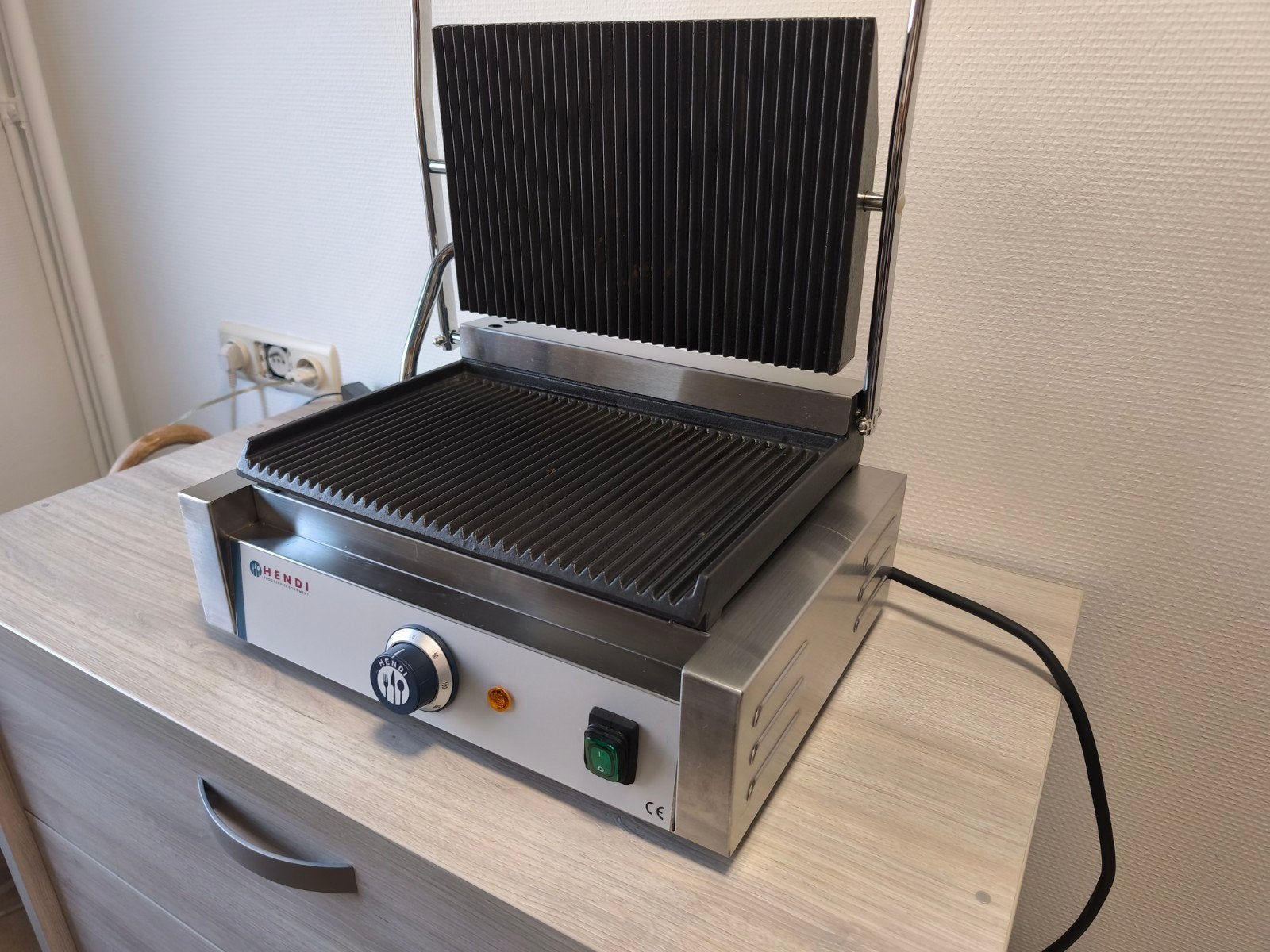 Hendi contact grill Panini 2200w, Elektronische apparatuur, Ophalen of Verzenden