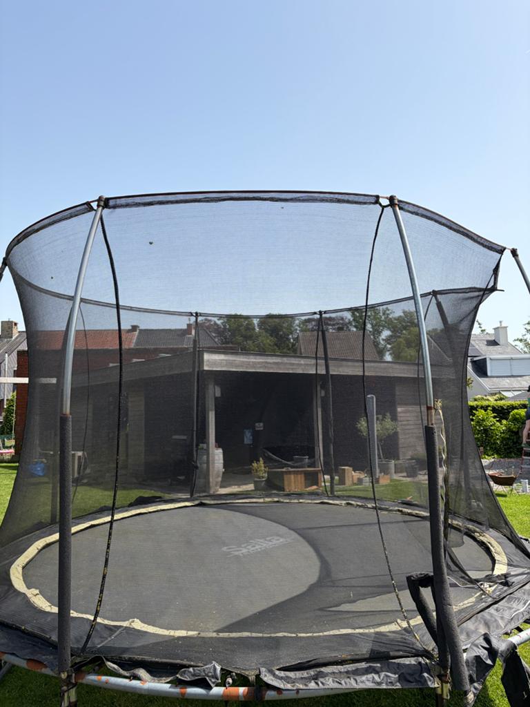 GRATIS Trampoline Salta, Ophalen, Gebruikt