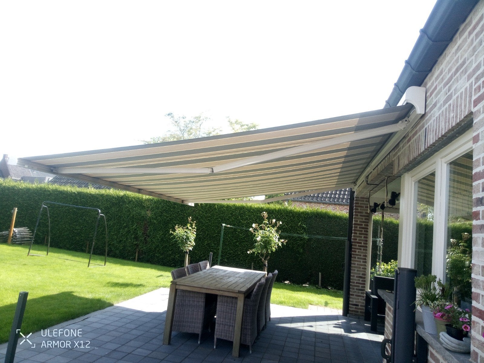 Zonneluifel te koop elektrisch met afstandbediening., Tuin en Terras, Zonneschermen, Ophalen, Elektrisch