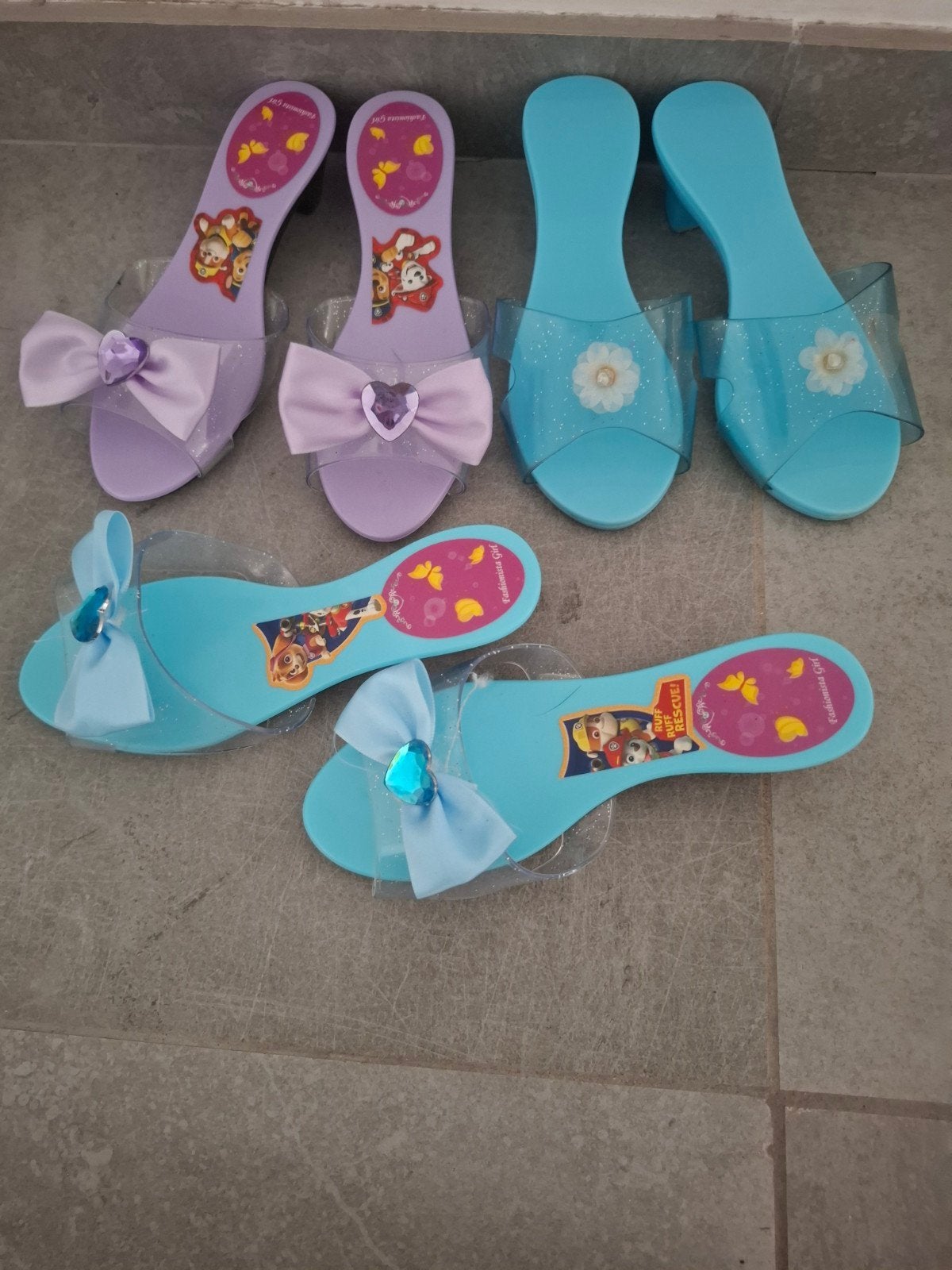 Prinses schoenen setje van 3, Enlèvement