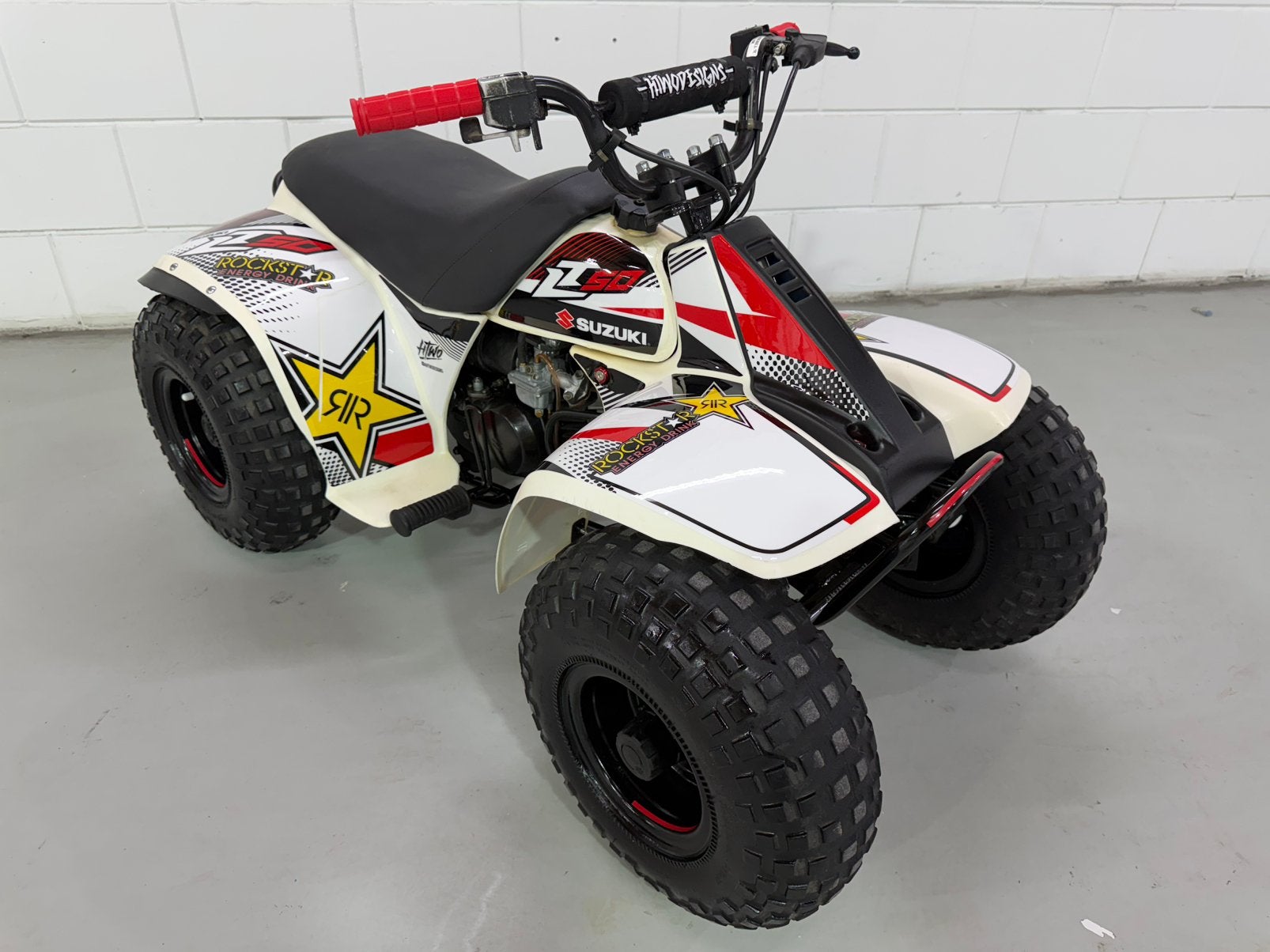 Zeer mooie suzuki lt50, Motos