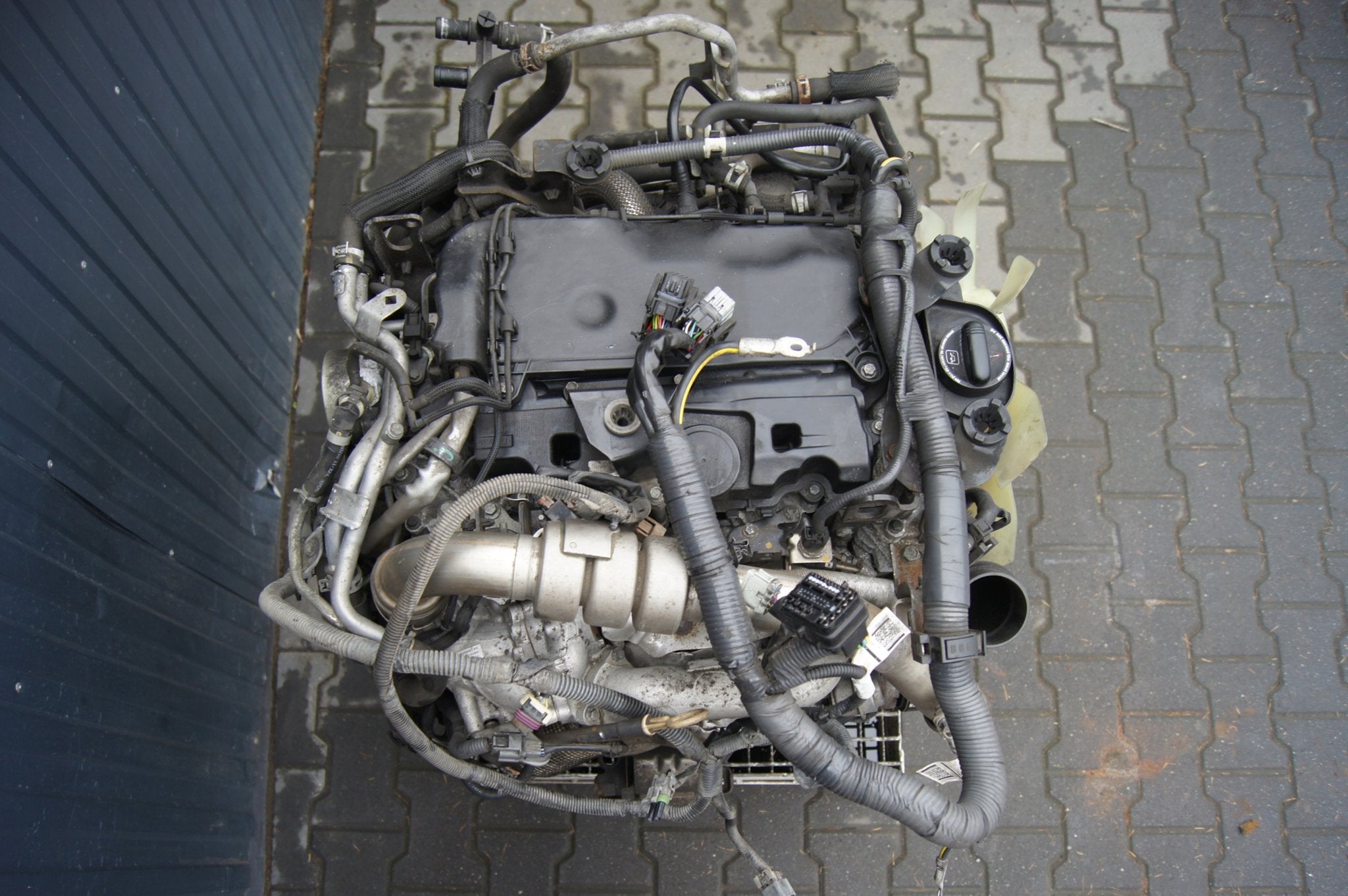 Moteur YS23DDT Complet NISSAN NAVARA, Envoi, Utilisé, Skoda