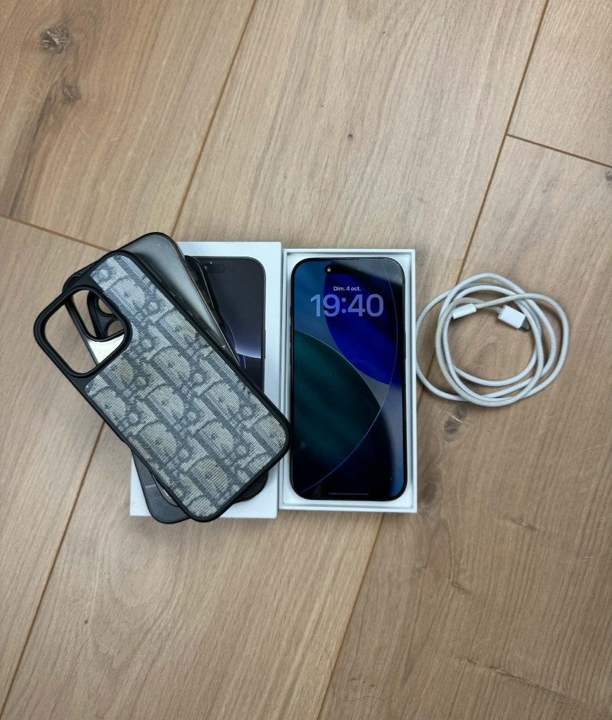 iPhone 16 Pro 128 Go – Excellent état 89% & boîte coques., Télécoms, IPhone 16 Pro, 128 GB, 89 %, Comme neuf