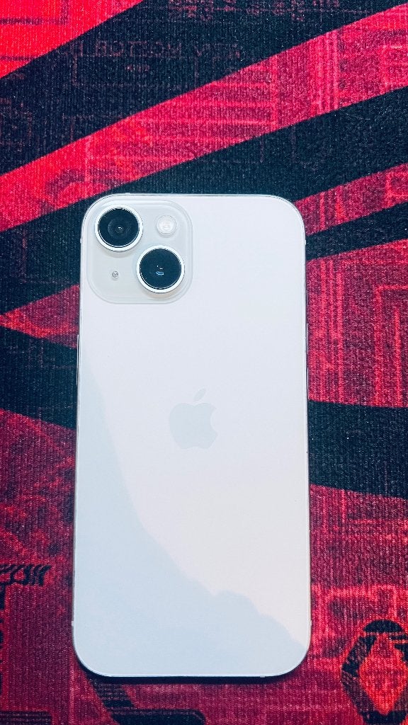 iPhone 15 a vendre, Telecommunicatie, Ophalen, IPhone 15, Blauw, Zo goed als nieuw