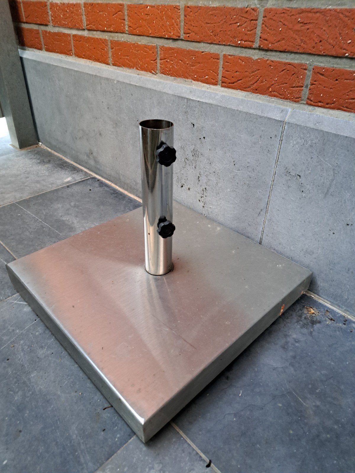 Parasolvoet inox, Jardin & Terrasse, Enlèvement, Comme neuf, Moins de 1 mètre, Base de parasol
