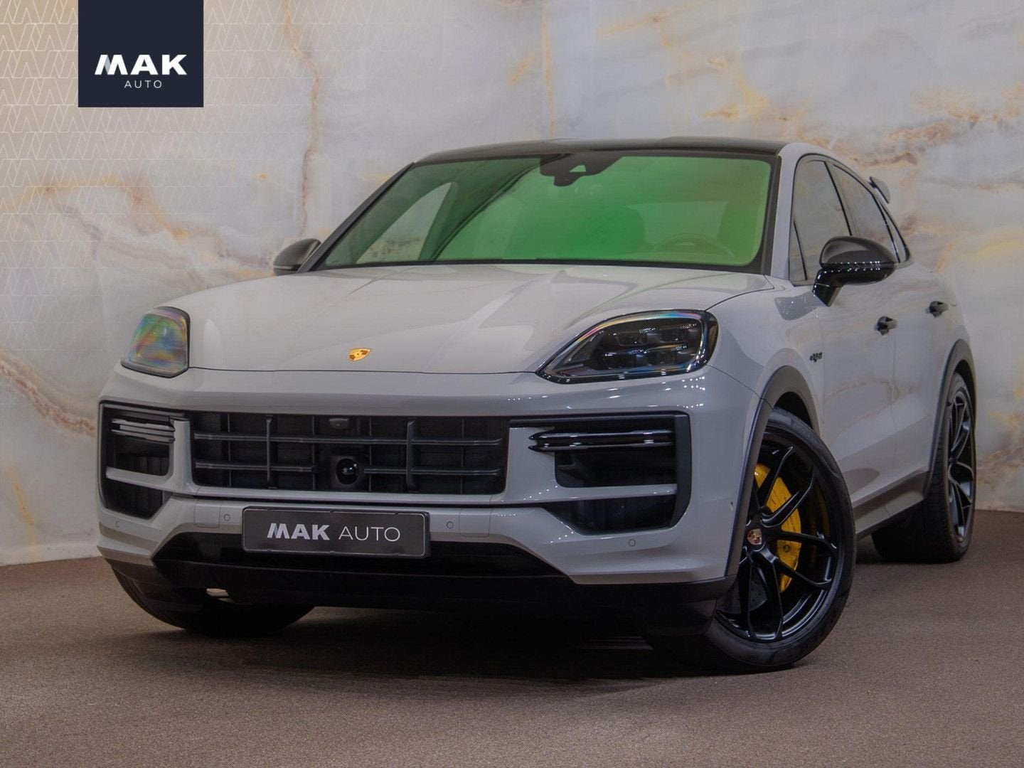 Porsche Cayenne Coupé 4.0 Turbo E-Hybrid GT , NL auto, 1e ei, Auto's, Automaat, Cayenne, Zwart, Bedrijf