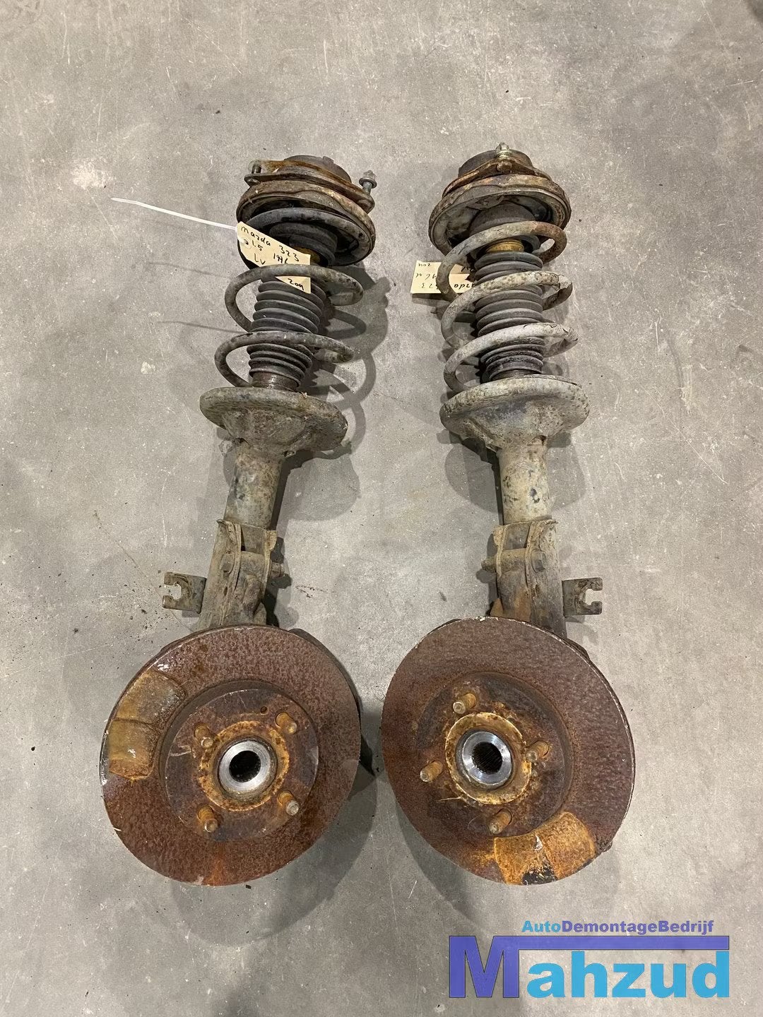 MAZDA 323 F 5 Veerpoot rechts links voor fuseelager 94-98, Gebruikt, Shinchi, Fuchu-Cho 3-1
730-8670  Hiroshima, Mazda Motor Corporation