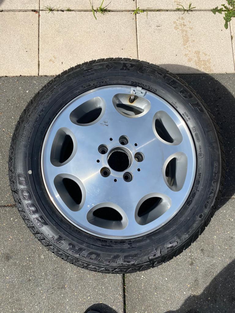 1X Mercedes SL R129 8 loch velg 16 inch, Ophalen, Zo goed als nieuw