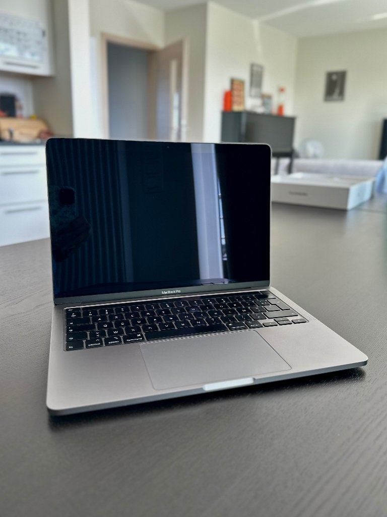 MacBook Pro 13” (2020), Informatique & Logiciels, MacBook Pro, 256 GB, Enlèvement, Azerty