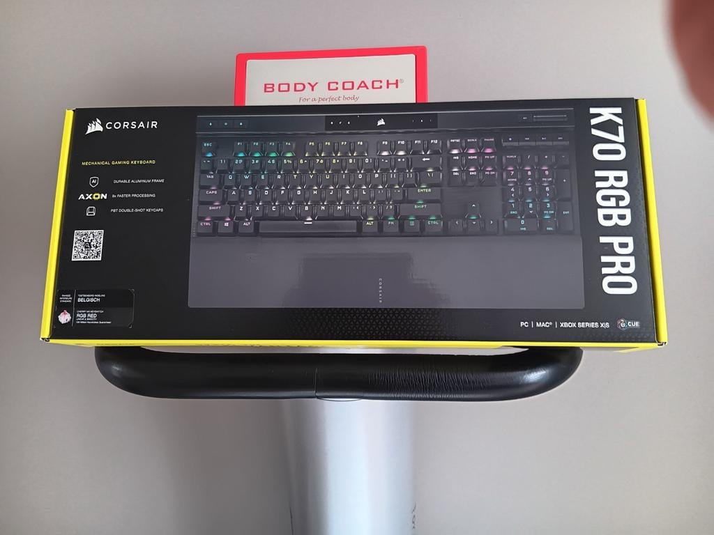 Toetsenbord corsair game., Computers en Software, Ophalen