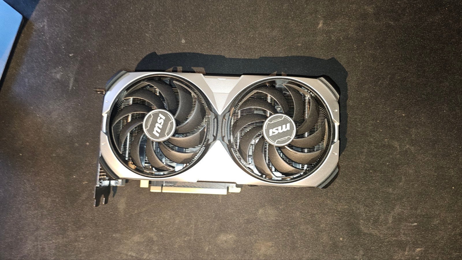 MSI RTX 4070 SUPER 12G, Enlèvement