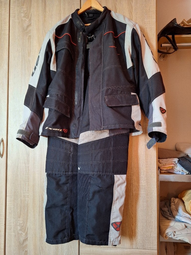 Combinaison de moto, Seconde main, Enlèvement, Combinaison, Ixon