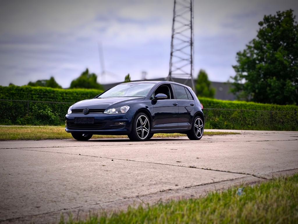 Volkswagen Golf 1.2 TSI comfort Line 18 inch rims, Euro 5, Blauw, Bedrijf, Onderhoudsboekje