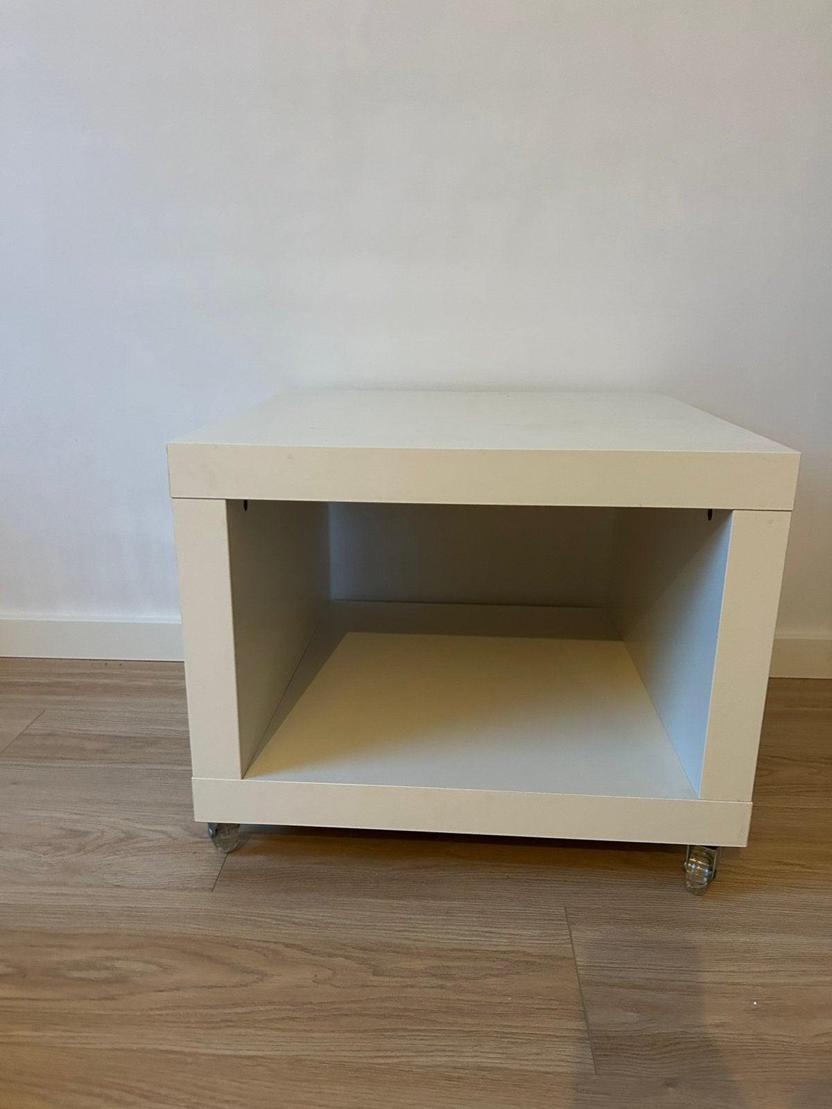 Salontafel op wieltjes - wit, Huis en Inrichting, Ophalen, Gebruikt