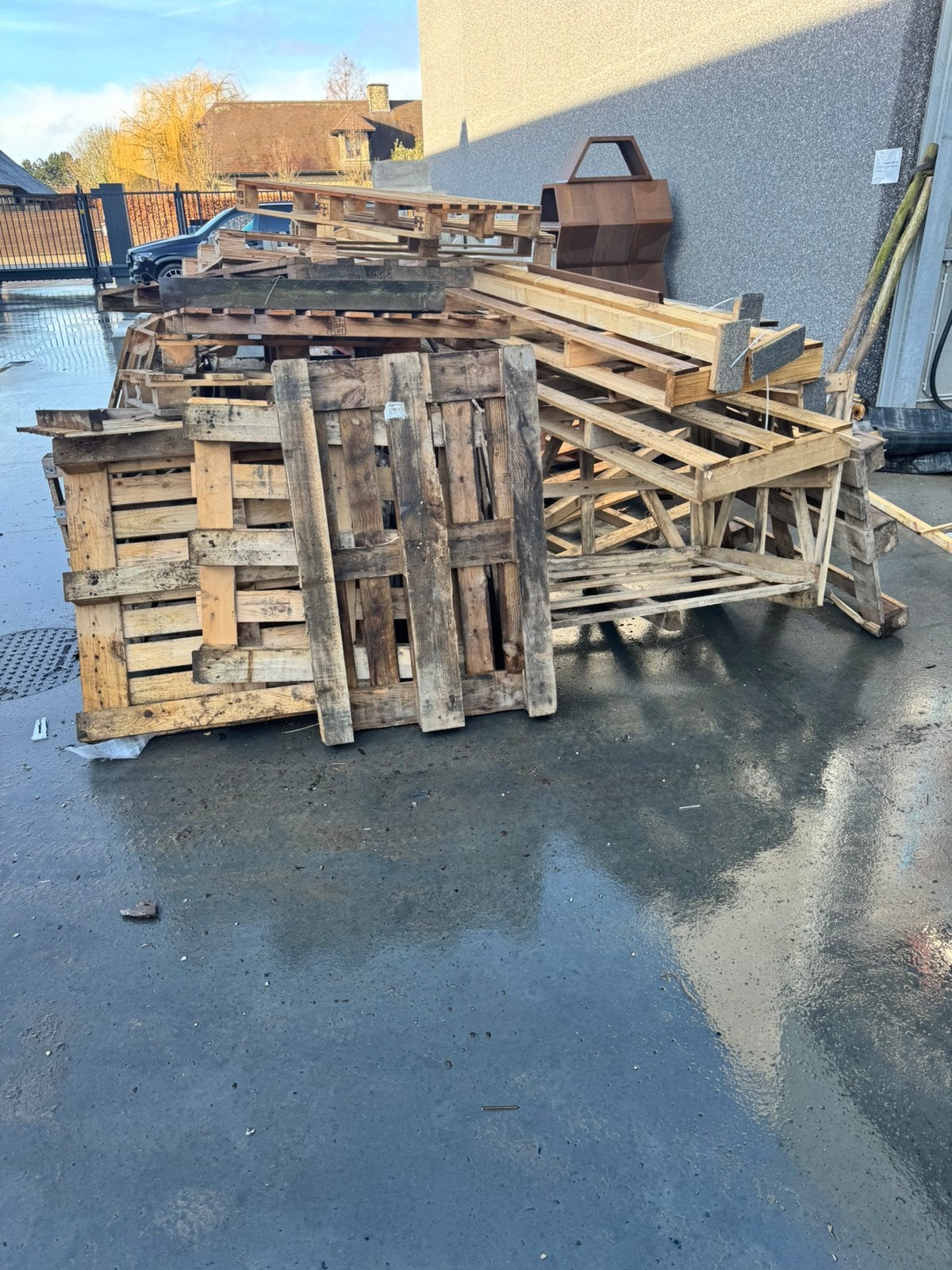 Hout, Tuin en Terras, Ophalen