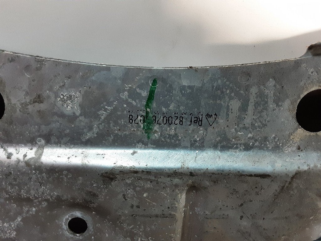 SUPPORT MOTEUR Renault Clio III (BR / CR) (8200766078), Renault, Mevr. I. Hauben, Utilisé, Rue de l'Espoir 34 34
4030  GRIVEGNÉE, BE