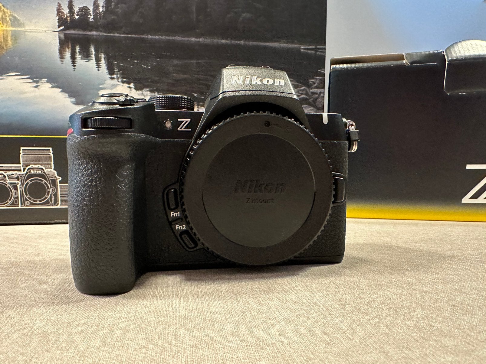 Nikon Z50 II - starterskit, TV, Hi-fi & Vidéo, Comme neuf, Appareil photo hybride, Nikon, Câble USB