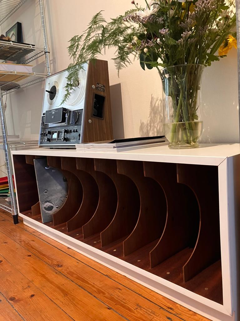 Midcentury record storage cabinet, Audio, Tv en Foto, Platenspelers, Ophalen, Zo goed als nieuw
