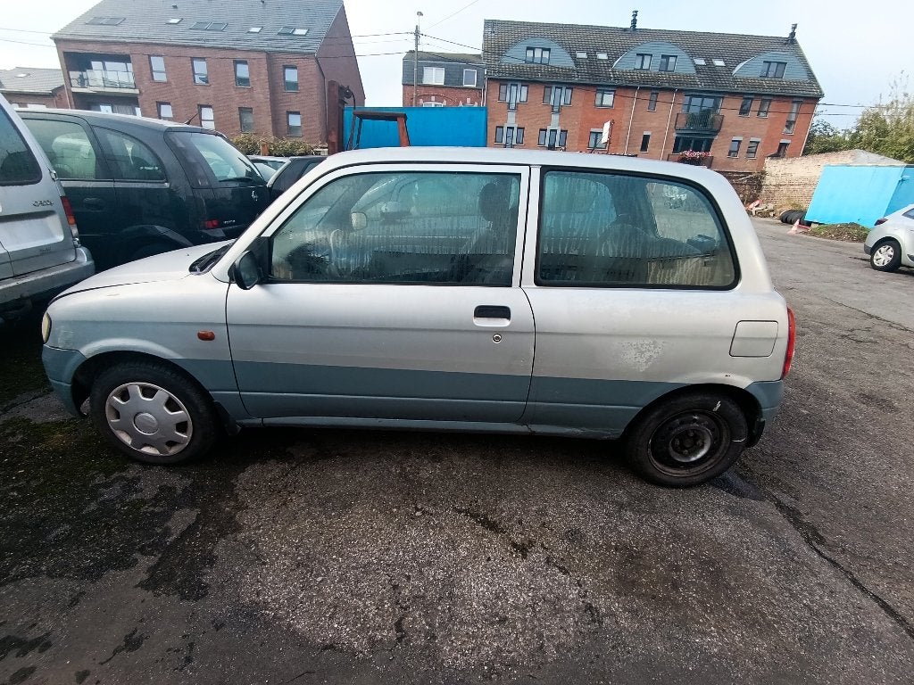 Daihatsu cuore 2002 automatique, Autos, Argent ou Gris, Achat, Entreprise, Cuore