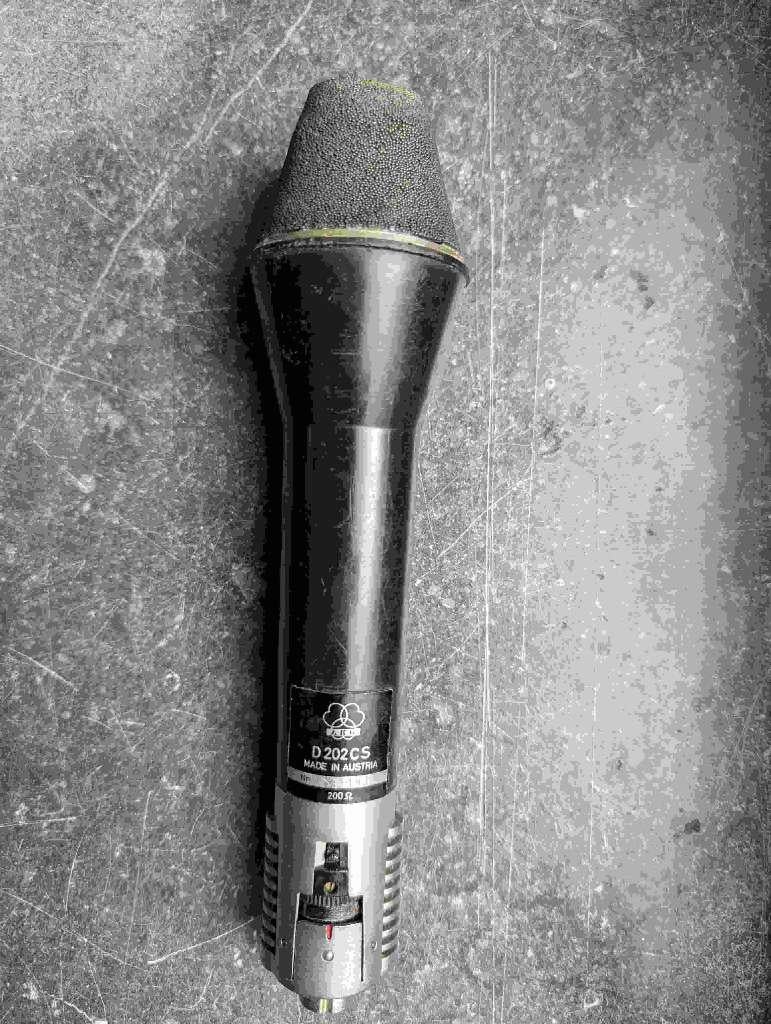 AKG D202CS, Ophalen of Verzenden, Gebruikt, Zangmicrofoon