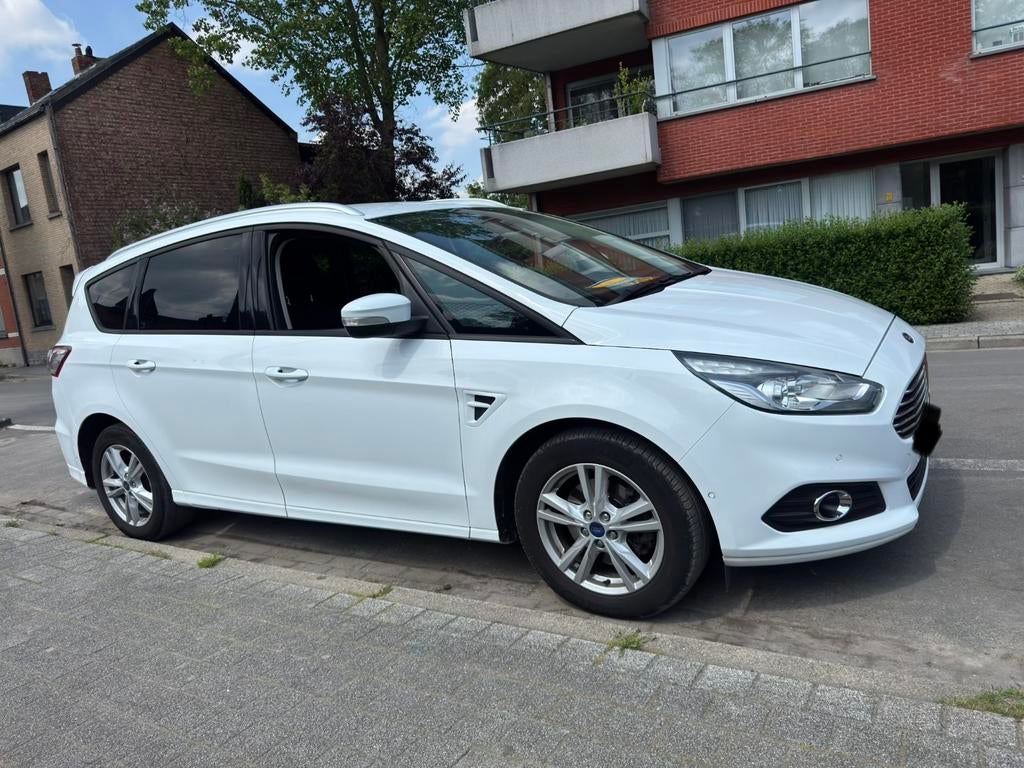 Ford S-MAX - 7 ZITTER - 1.5 -BENZINE- CARPLAY, Voorwielaandrijving, 4 cilinders, 120 kW, Handgeschakeld