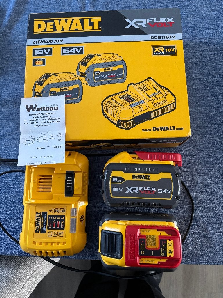 Dewalt Kit 2 Batteries 54v 9Amp + Chargeur Mars 2026, Ophalen of Verzenden, Zo goed als nieuw, Overige typen, DeWalt