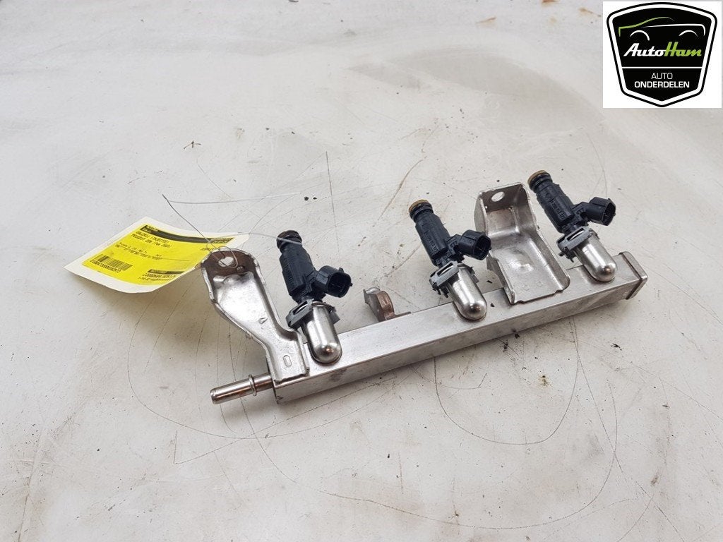 RAMPE D'INJECTION Peugeot 208 II (UB / UH / UP) (01-2019/-), Autos : Pièces & Accessoires, Kontakt-peugeot@peugeot.com, Utilisé