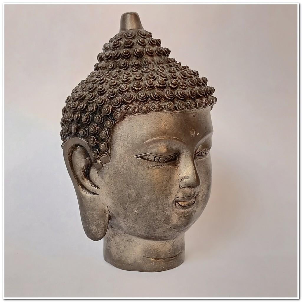 Bronzen Boeddha‑hoofd met chinese markering, Ophalen, Brons