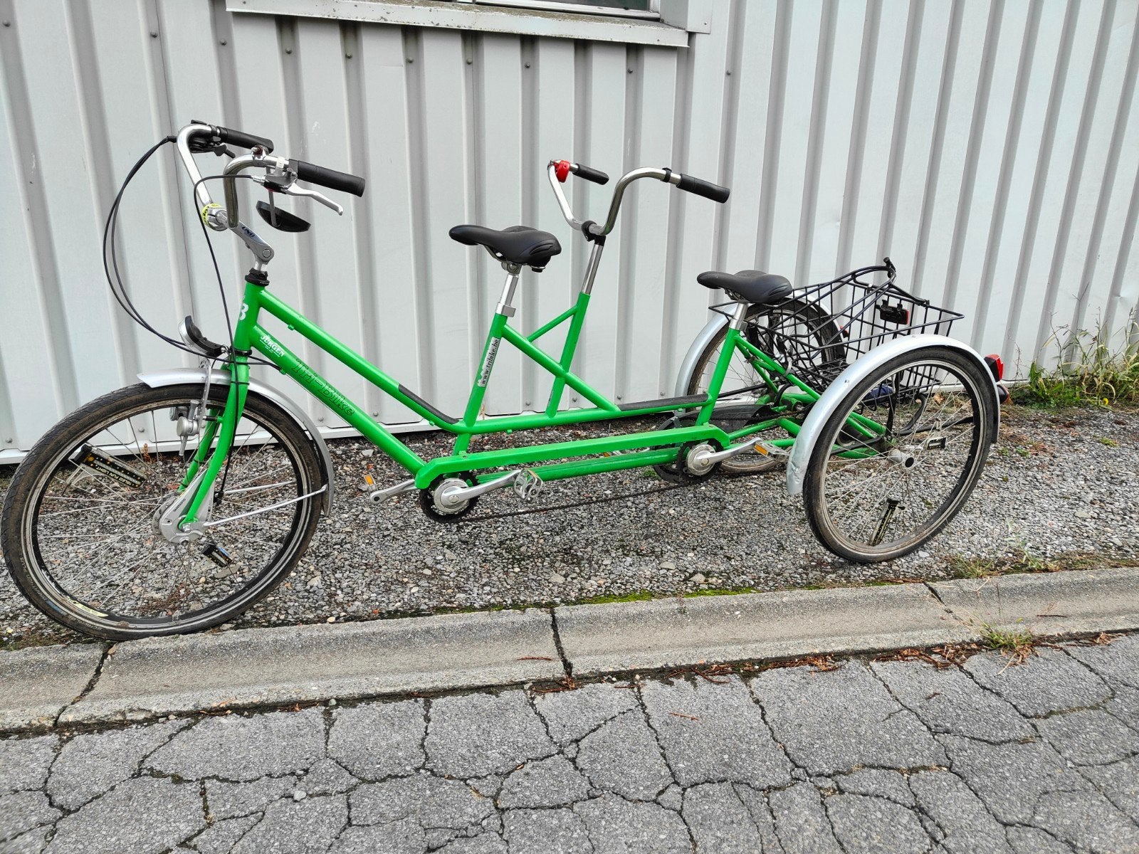 Tandem trike bike, Ophalen