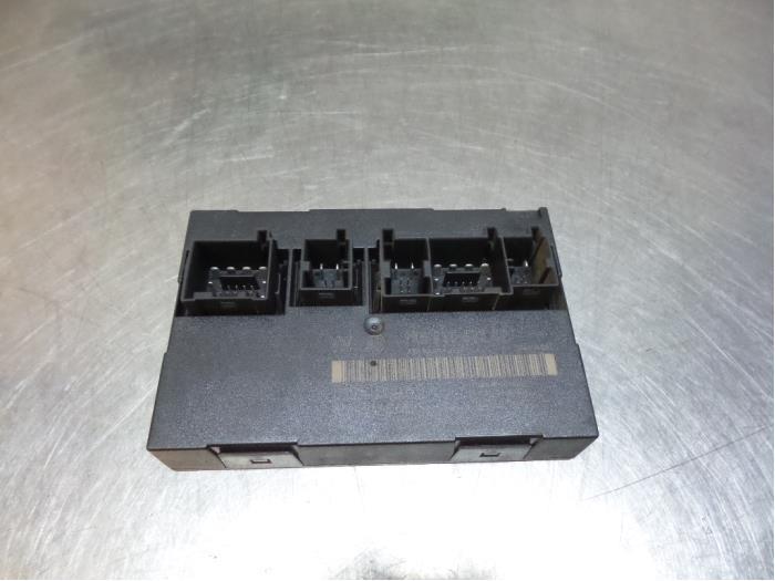 Module confort d'un Volkswagen Caddy (Caddy 04-), Volkswagen, -, 3 mois de garantie, Utilisé