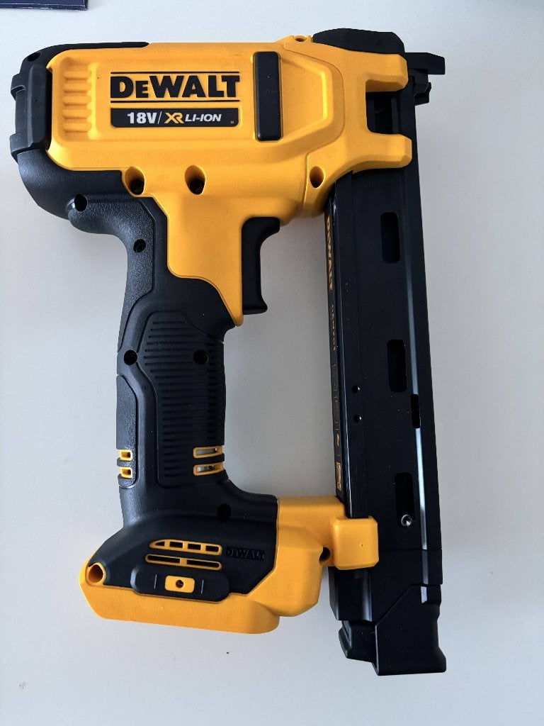 Agrafeuse à câble DeWalt, Enlèvement ou Envoi, Neuf, Cloueuse/agrafeuse, DeWalt