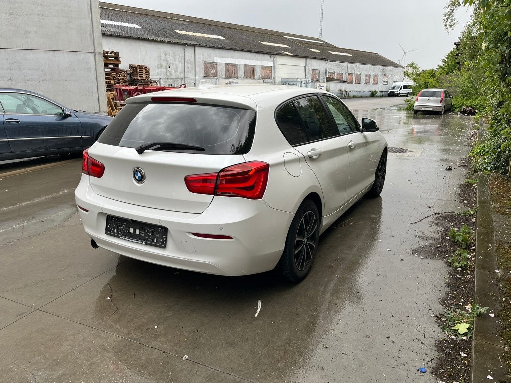 BMW 1 Serie 116i | 2016 | Benzine Euro 6 | 67.650 KM, Auto's, 1 Reeks, Euro 6, Bedrijf, Handgeschakeld