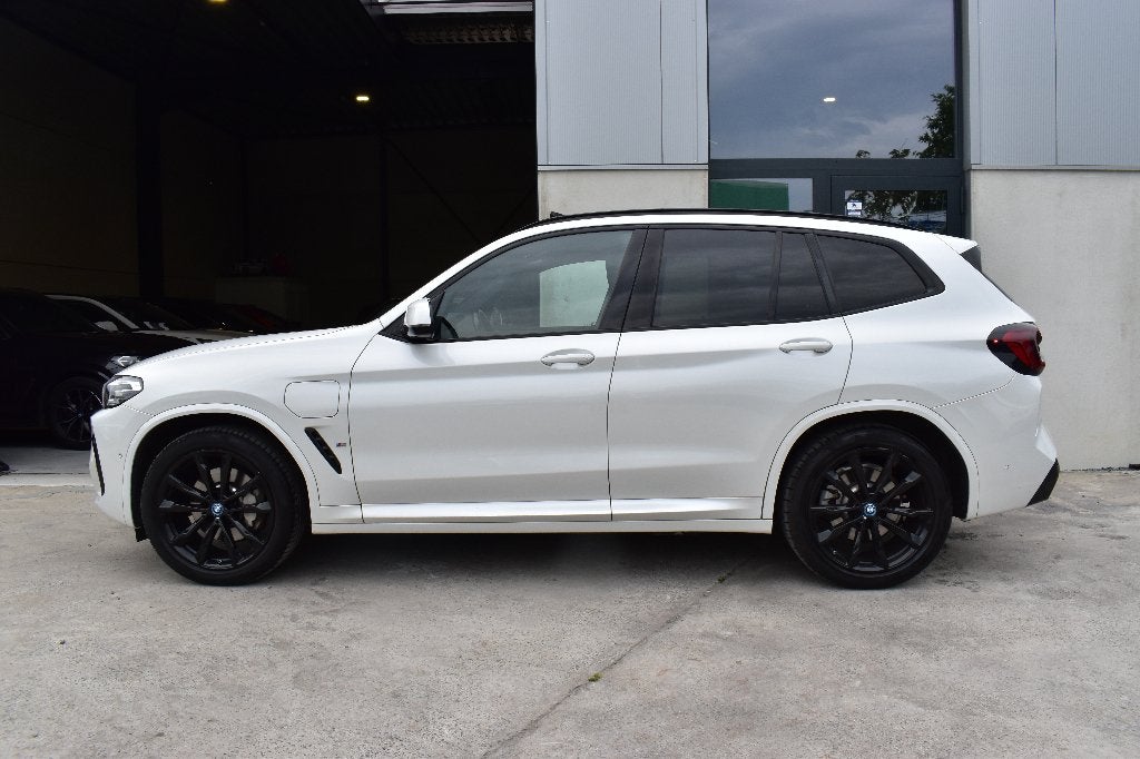 BMW X3 PHEV xDrive30e Pack M*Pano* Zwart/Parelwit, Auto's, Automaat, Dealer onderhouden, 4 cilinders, 1984 cc