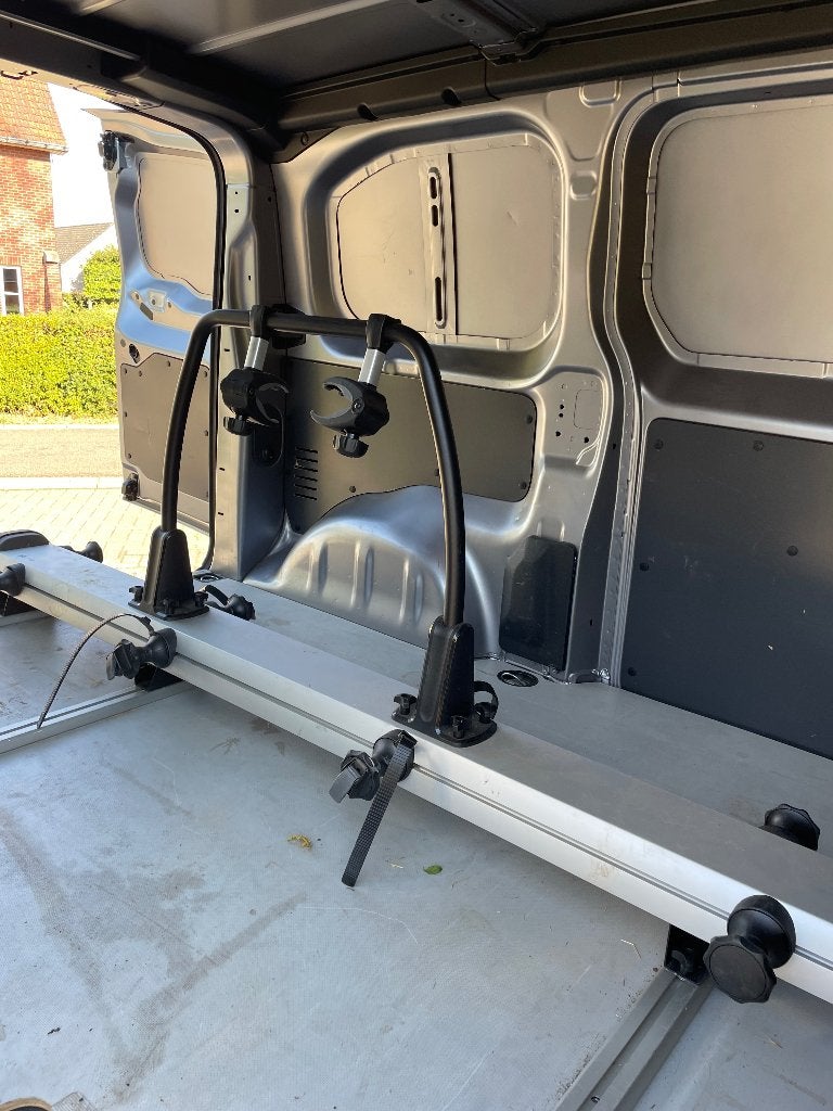 Thule fietsendrager, Ophalen, 2 fietsen, Gebruikt, Brede banden