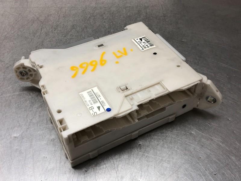 ZEKERINGKAST Lexus IS (E2) (01-1998/03-2013) (|8273053050|), Gebruikt, Lexus