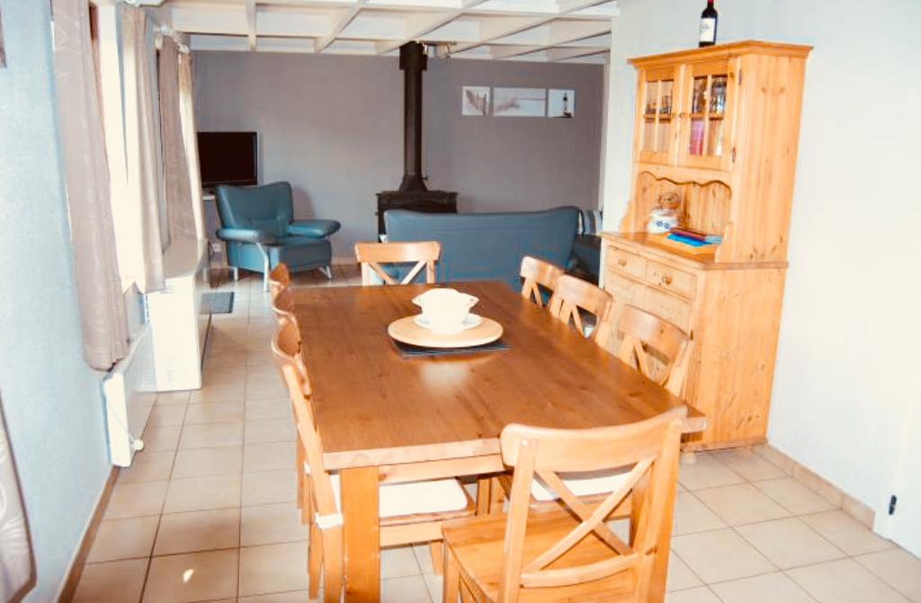 Gezellig vakantiehuis voor 6 personen aan de kust, Vakantie, Open haard, Recreatiepark, Eigenaar, 3 slaapkamers