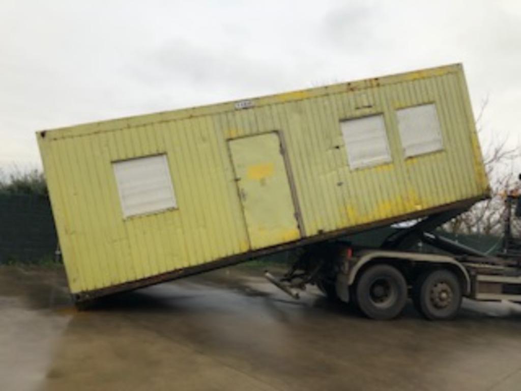Conteneur isotherme sur chariot à roues, taille 8*3 mètres, Enlèvement