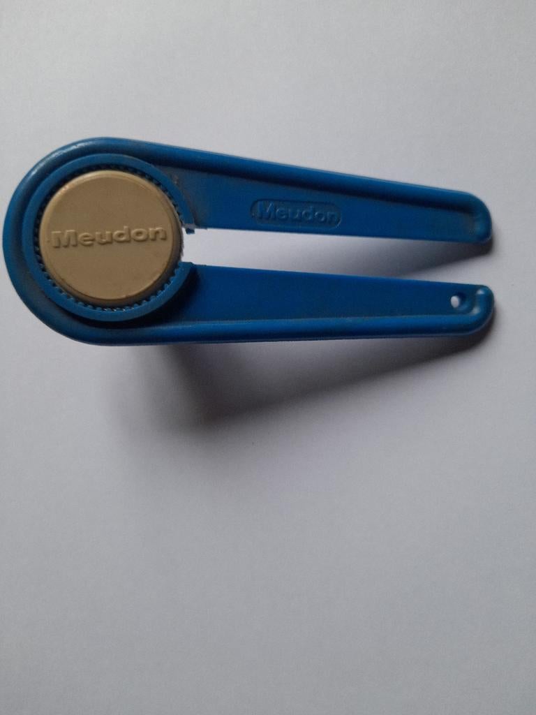 Ouvre-bouteille Meudon avec bouchon, Enlèvement ou Envoi