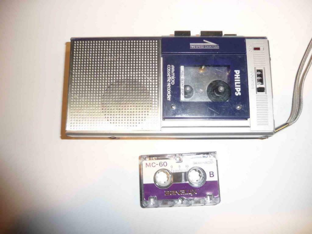 dictaphone Philips D6730 en panne-réparable par 1 crack, Enlèvement ou Envoi, Walkman ou Baladeur