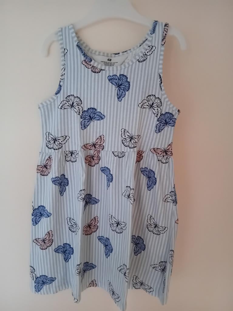 Zomerjurk met vlinders, Kinderen en Baby's, Kinderkleding | Maat 98, Gebruikt, Meisje, H&M, Ophalen of Verzenden