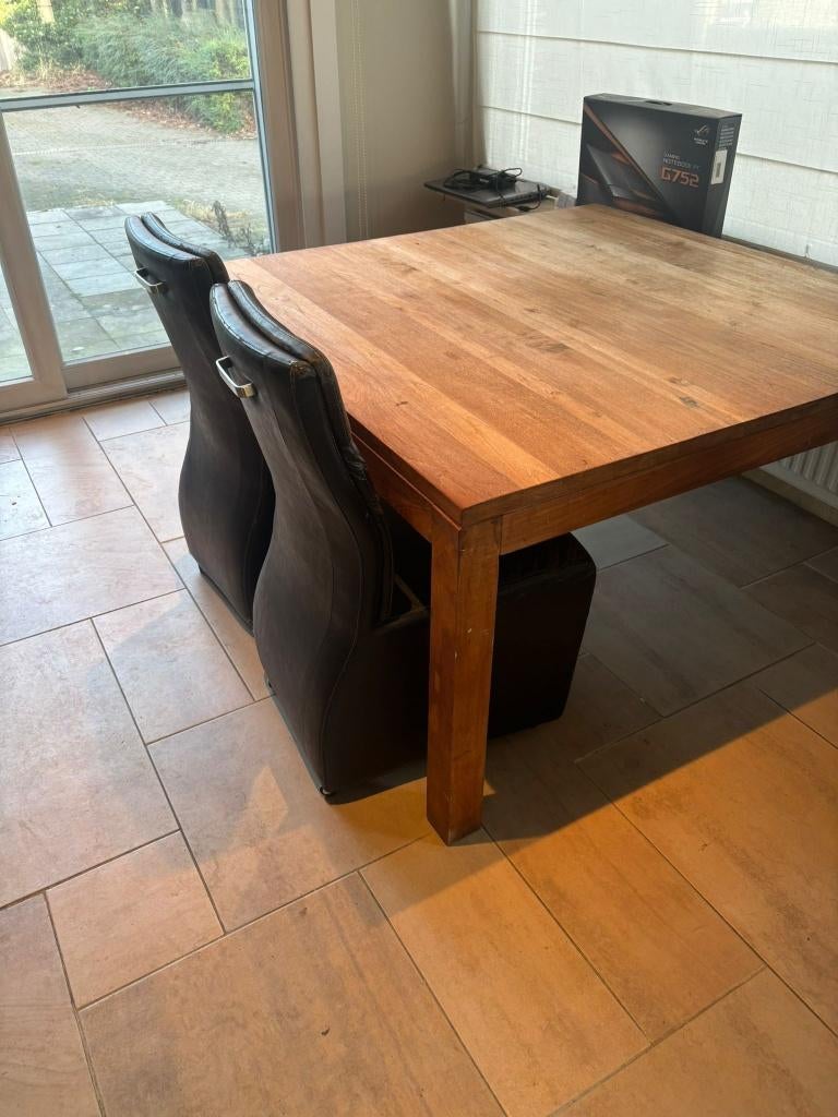 table en teck 140 x 140 cm, Teck, 100 à 150 cm, Cinq personnes ou plus, Carré