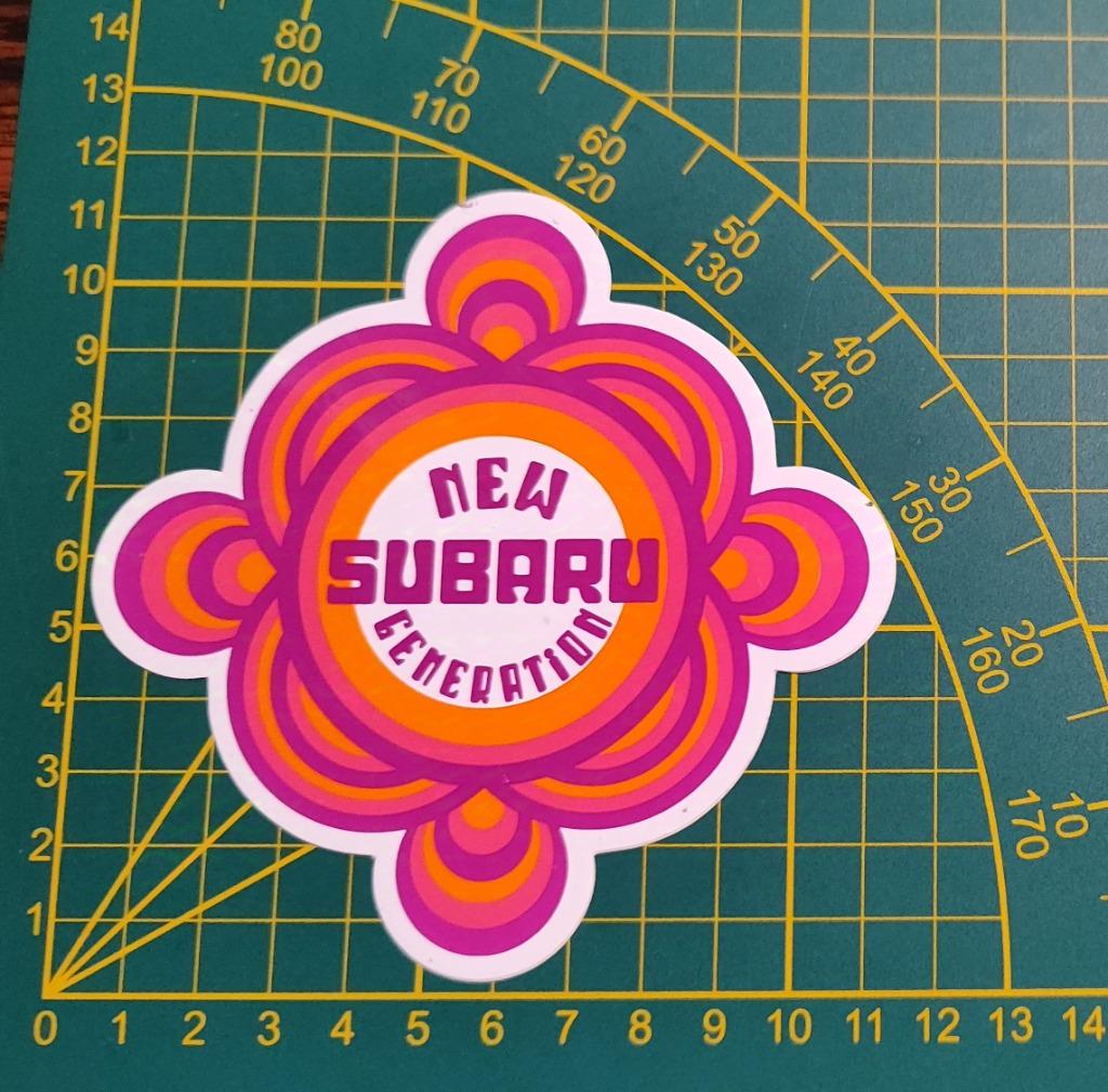 Sticker Subaru auto 'New Generation' vintage logo, Collections, Autocollants, Enlèvement ou Envoi