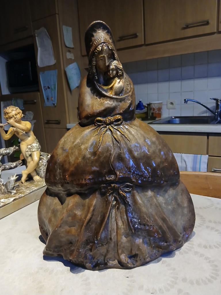 Beeld Vlaams aardewerk OLV noceram noseda/verbeke, Enlèvement