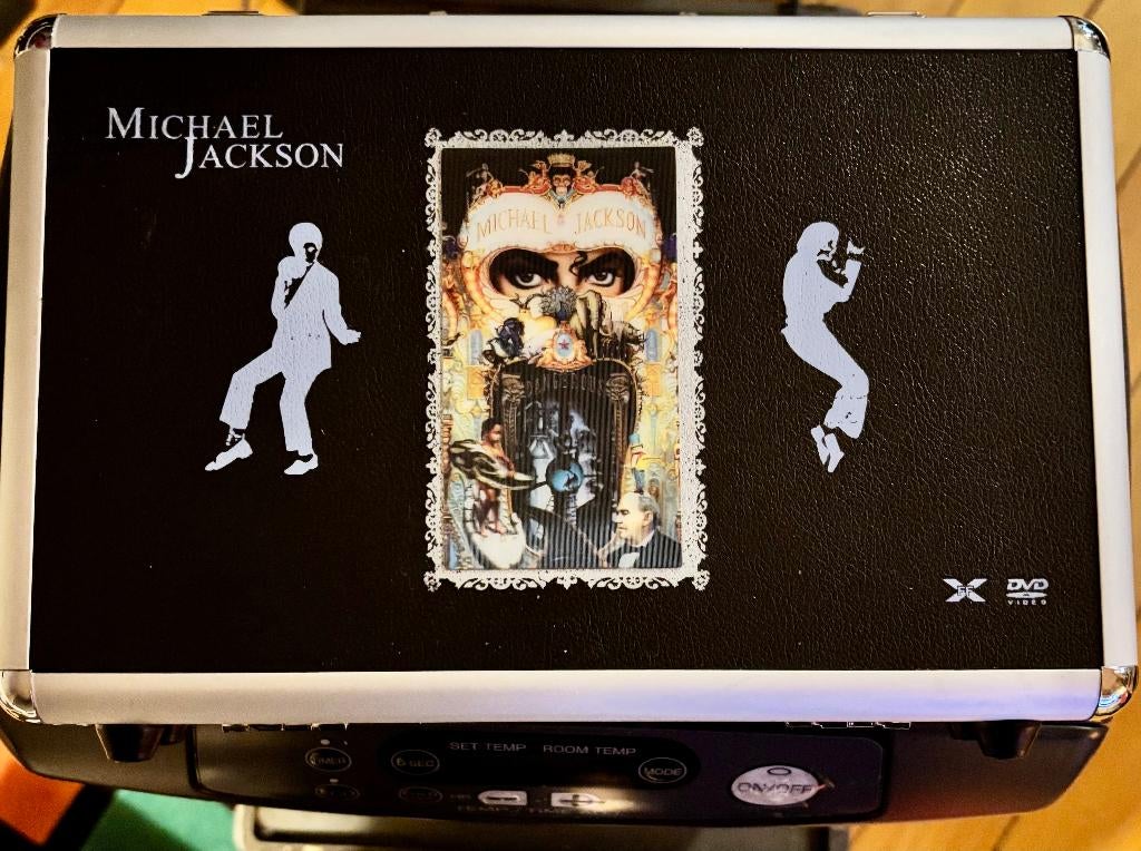 Michael Jackson. The ultimate Collection, Enlèvement ou Envoi, Comme neuf, Coffret